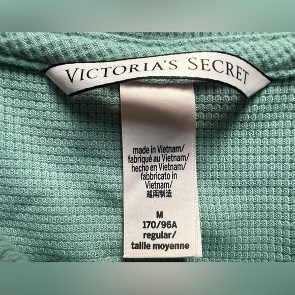 Victoria’s Secret Glow Waffle Henley Jogger Pants and Henley top Mint Green SZ M - Picture 10 of 16